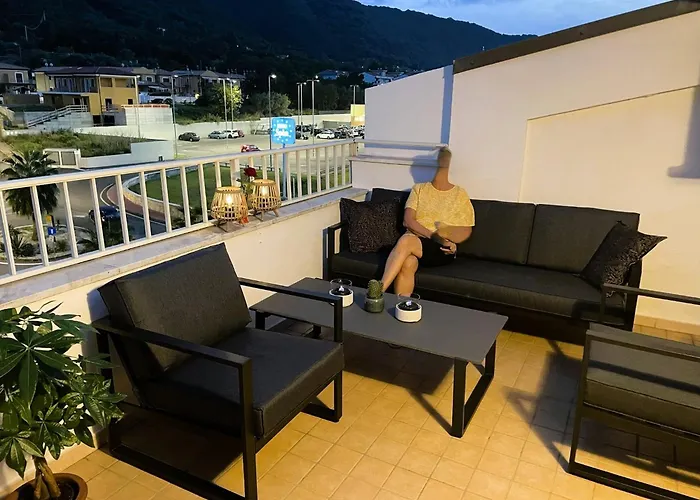 דירה With Sea View *