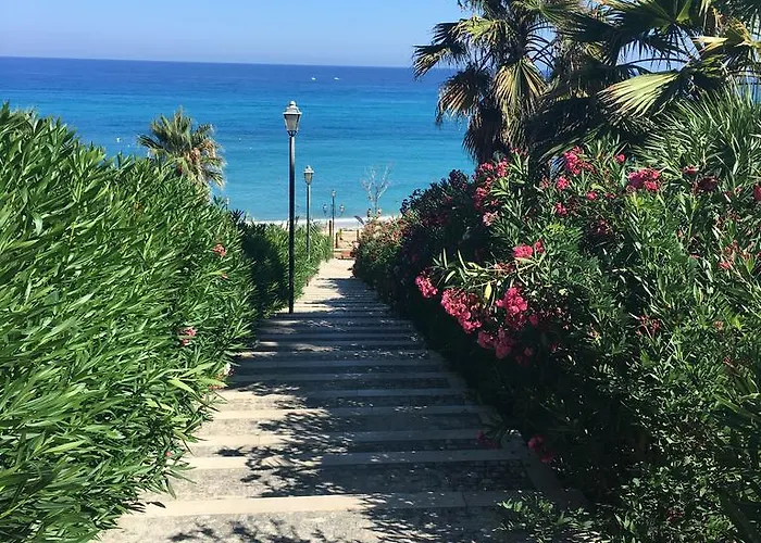 דירה With Sea View טרופאה