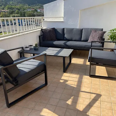 With Sea View 公寓 *