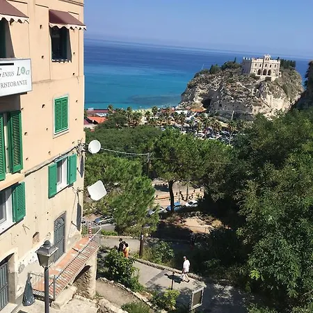 아파트 With Sea View *