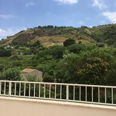 아파트 With Sea View *